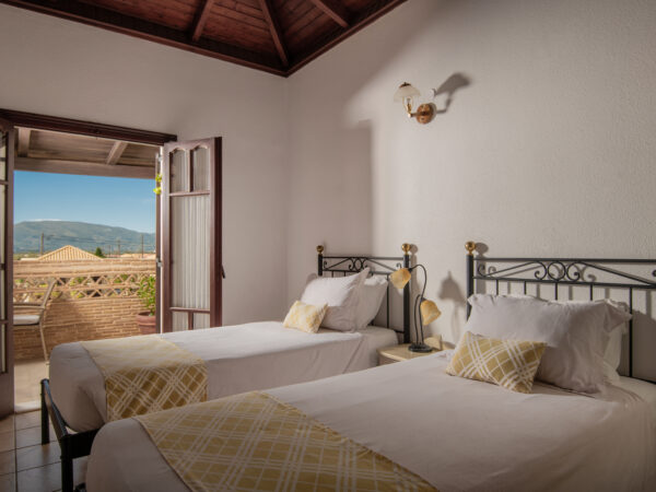 APR 2026 - Sing Mamma Mia - 2 Bedroom Apartment - 6 nights